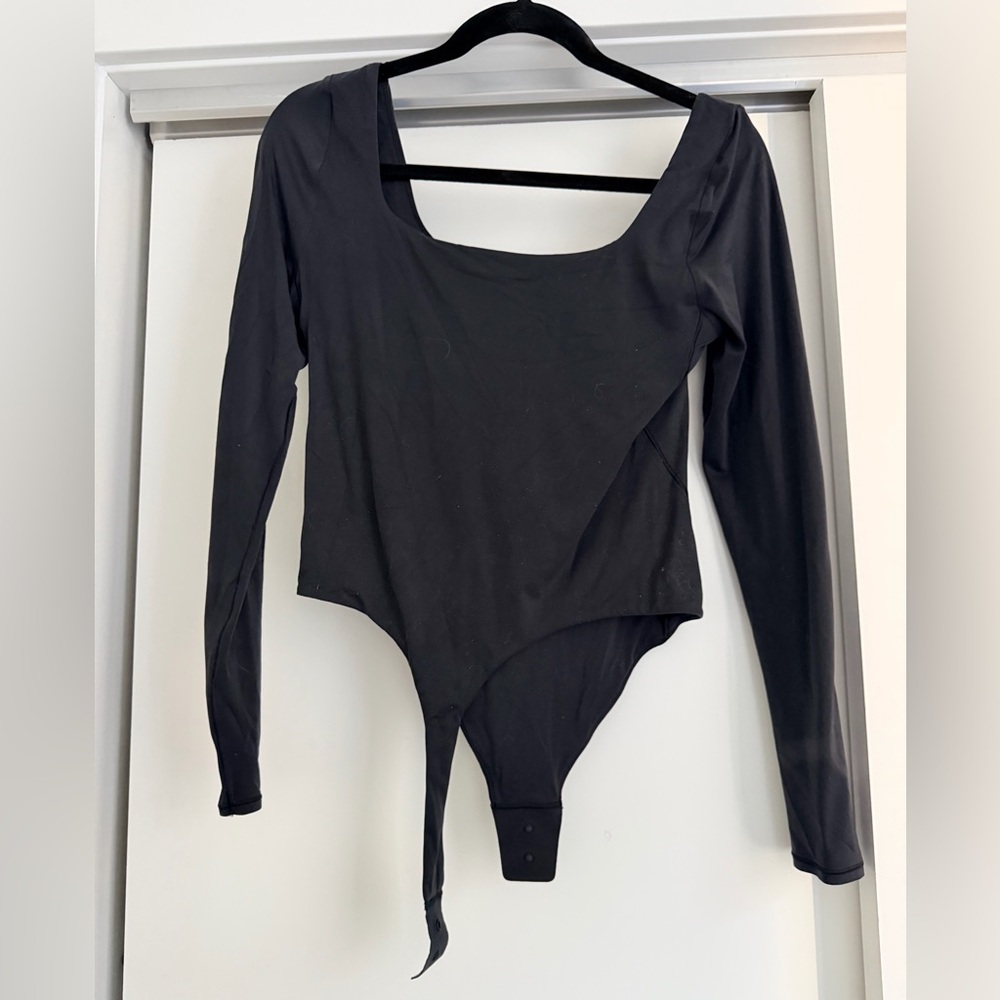 Lululemon Long Sleeve Scoop Neck Bodysuit